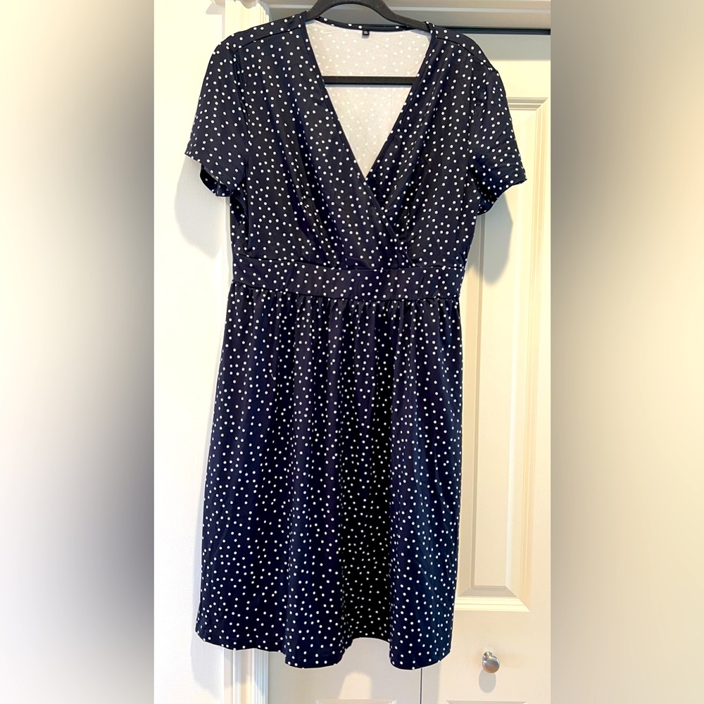 NAVY AND WHITE POKADOT dress Lg